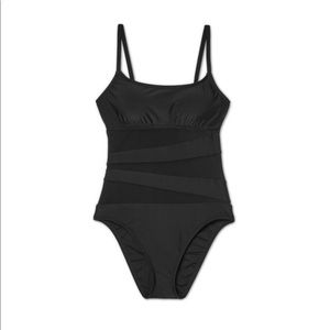 Women’s mesh front one piece swimsuit 16/18 NEW!